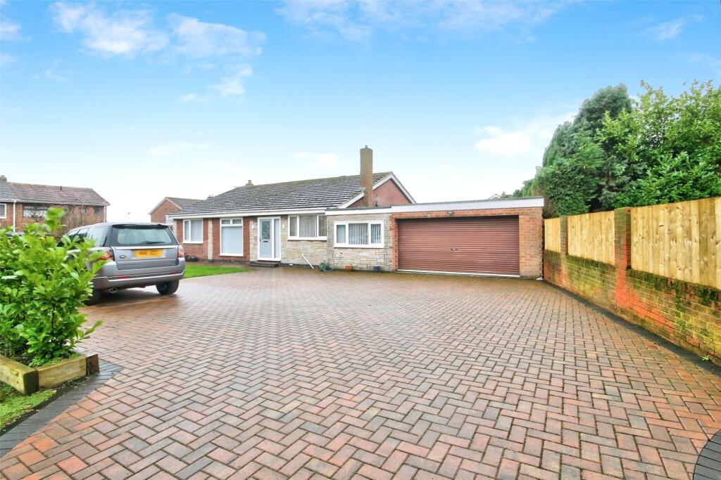3-bed house on 2, Oaklea, £350,000