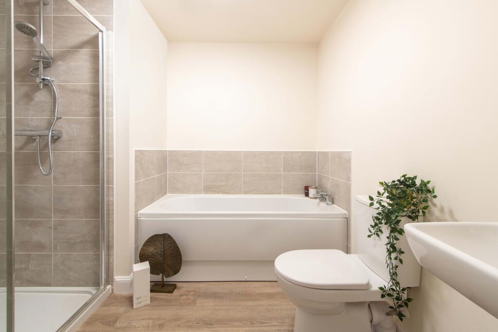 House in Huntingdonshire, Alconbury Weald, The Stukeleys - View 5
