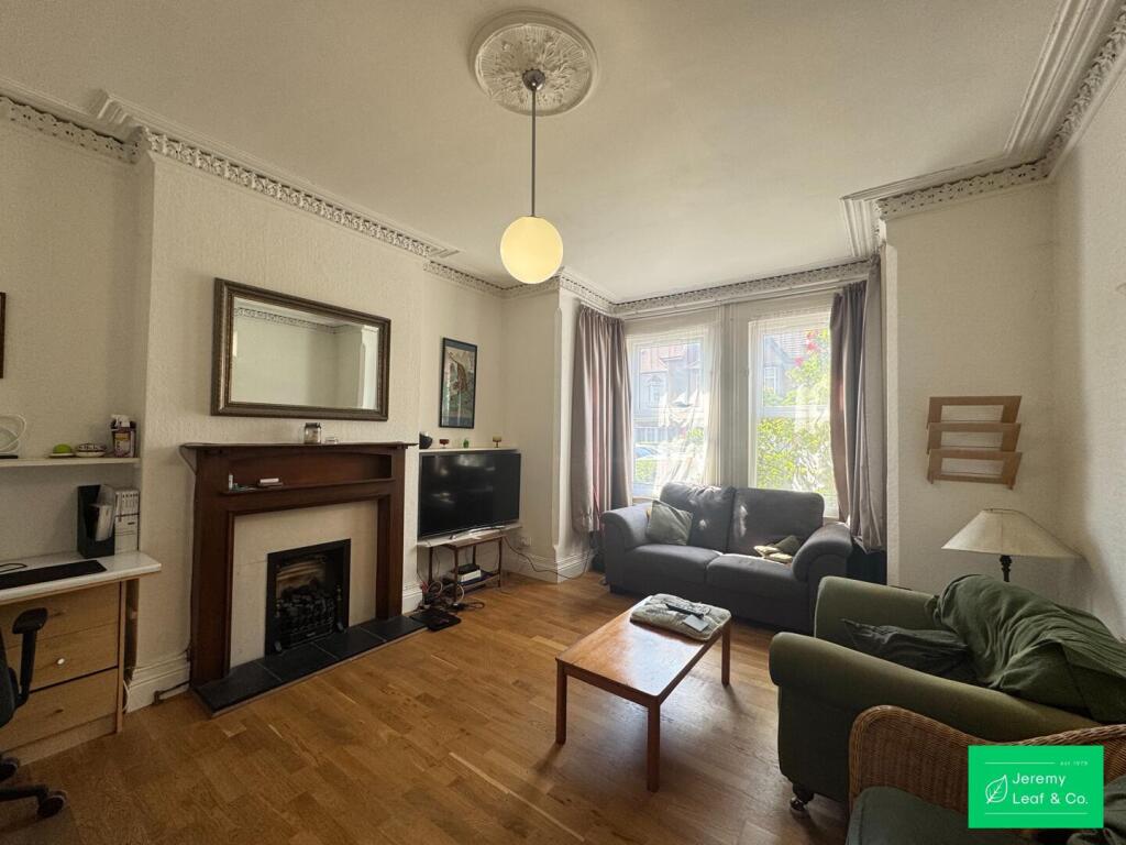 Main image of property: East End Road, N2