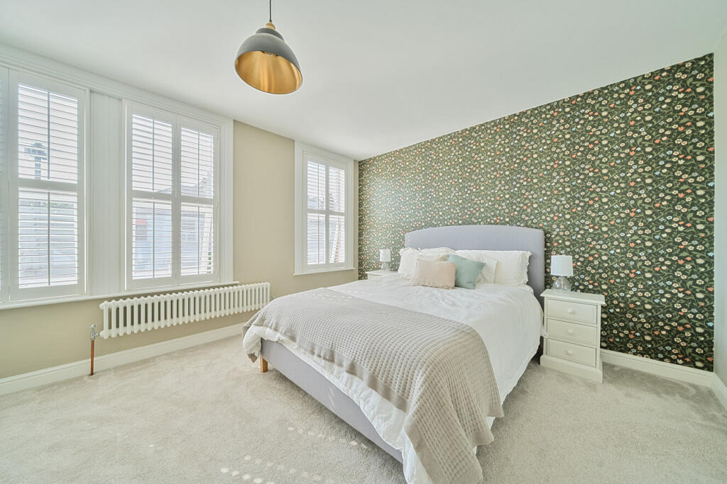 House in London - View 4