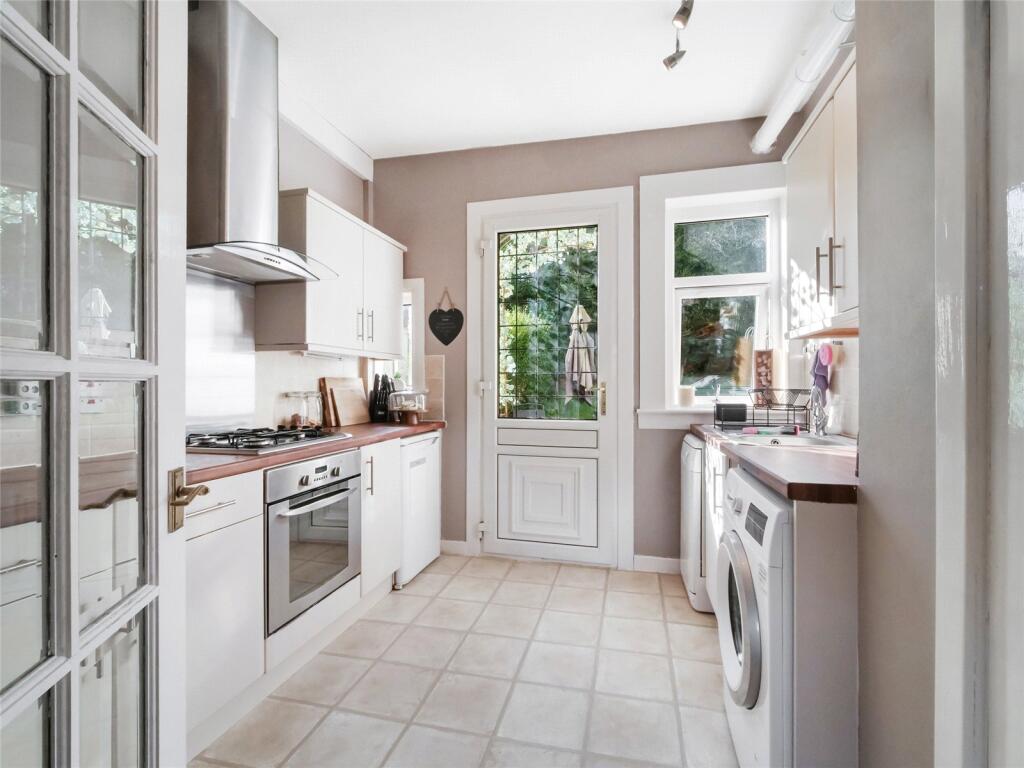 Apartment in Glasgow - More