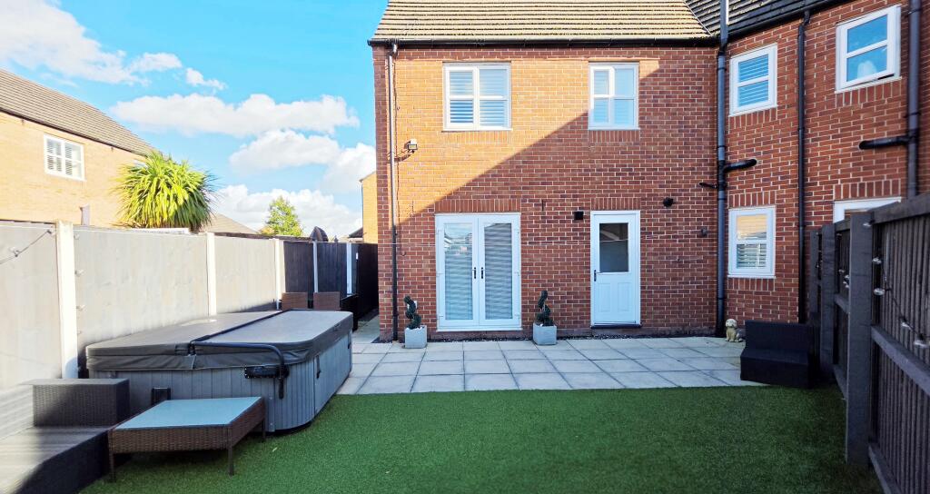 Consort Way, Audenshaw photo 4