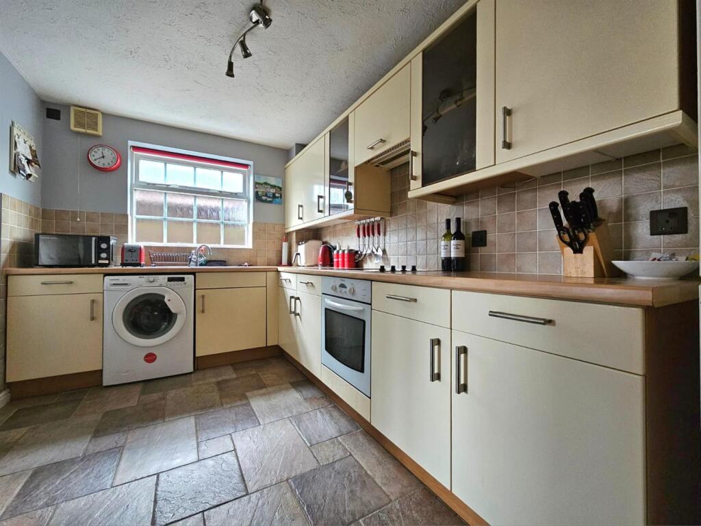 Additional image 5 of Warwick Park Court, Warwick Road, Solihull