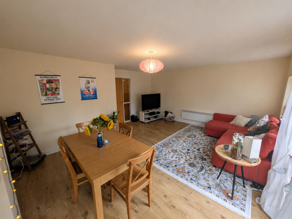Apartment in Manchester - View 4