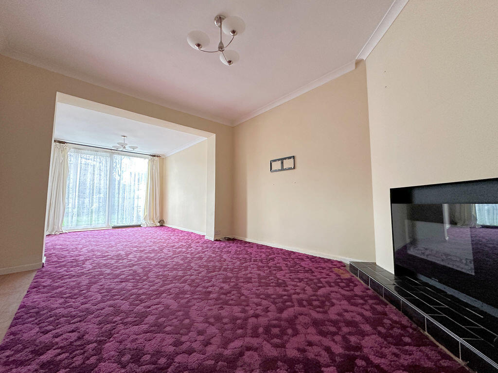 Myrtle Avenue, Portchester - View 2