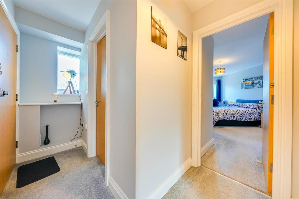 Westerham Drive, Sidcup - More