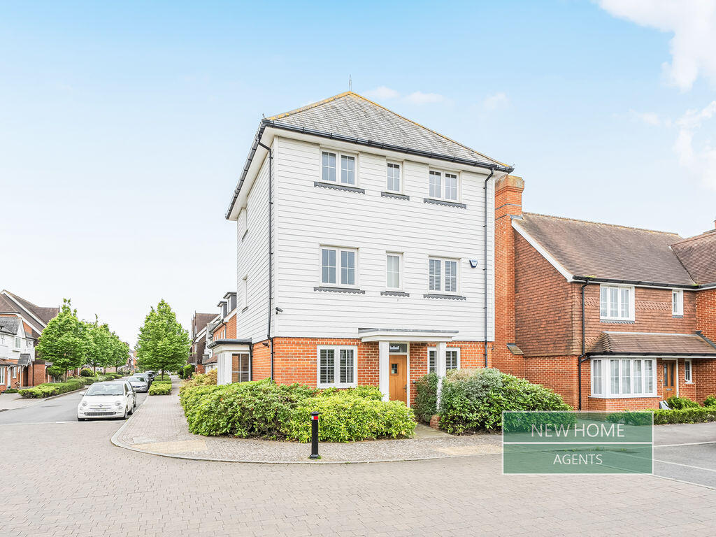 Main image of property: Sonning Crescent , Bognor Regis, PO21 5EW