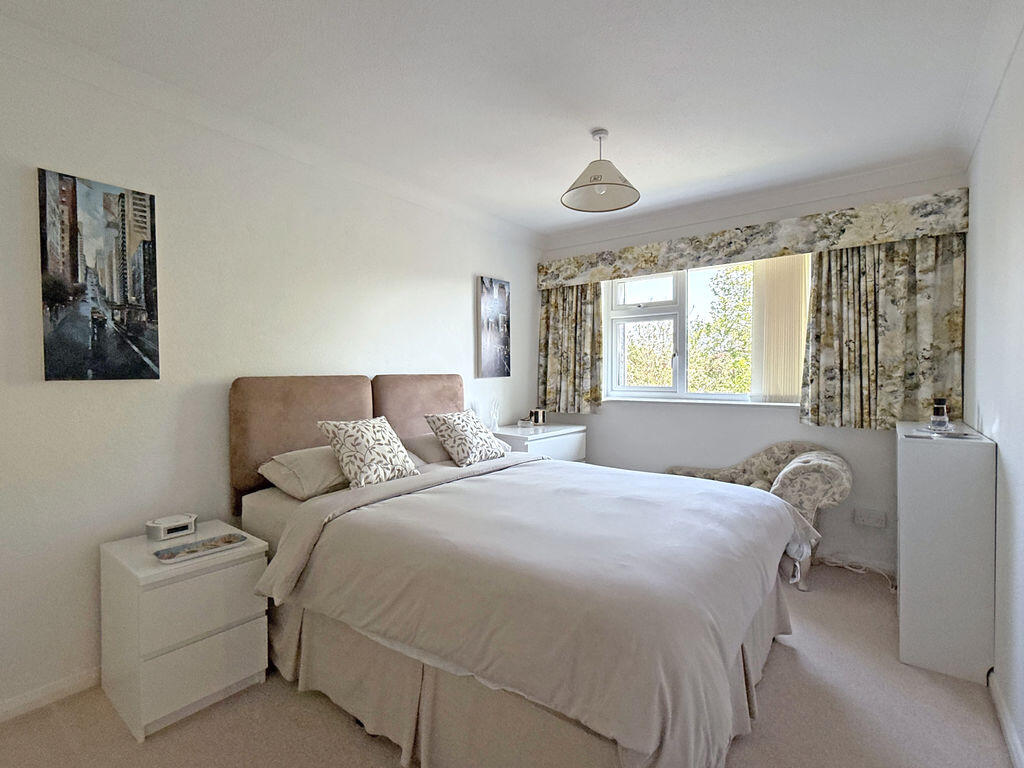 Apartment in East Devon, Sidmouth - More