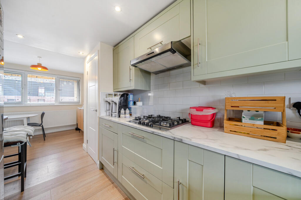 Apartment in London - View 4