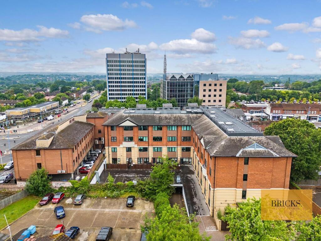 Main image of property: 19 Key Point, High Street, Potters Bar
