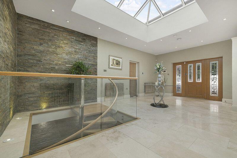 House in London - View 5