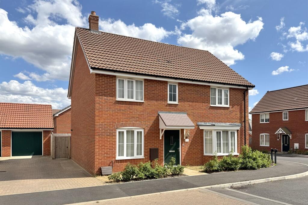 Main image of property: Icarus Rise, Norwich, NR5