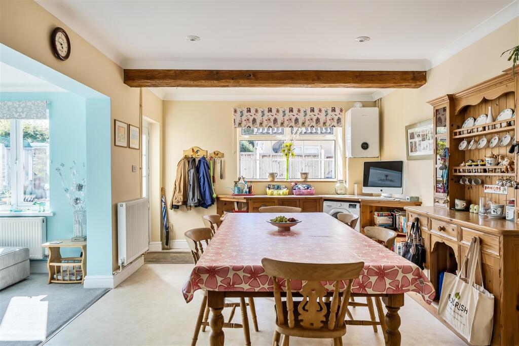 House in Saltford, Bath and North East Somerset - View 5