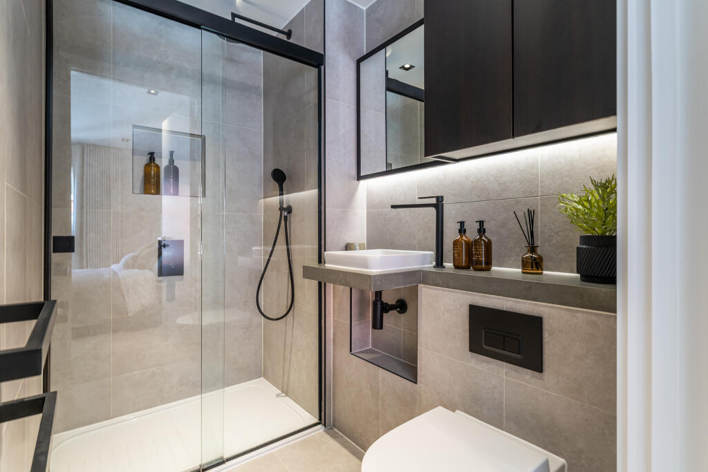 Apartment in London - View 5