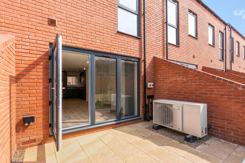 House in Derby, New Normanton - View 5
