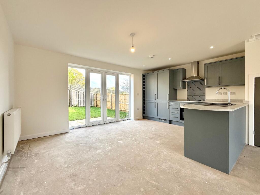 House in Swindon - View 4