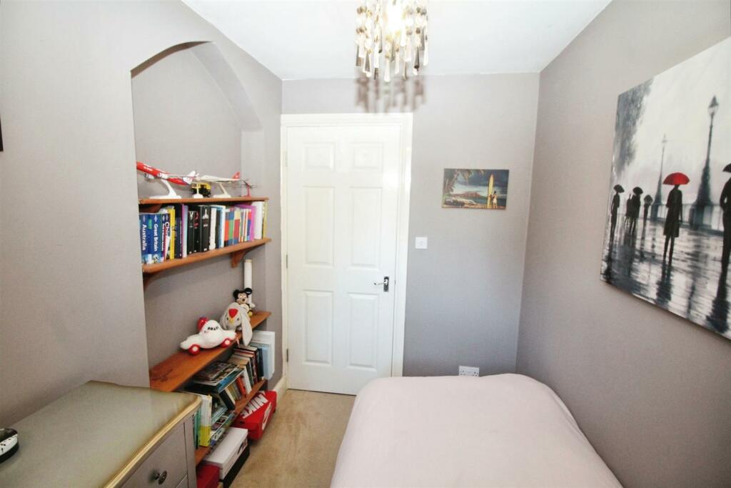 Additional image 19 of The Strone, Apperley Bridge, Bradford, BD10 0NZ