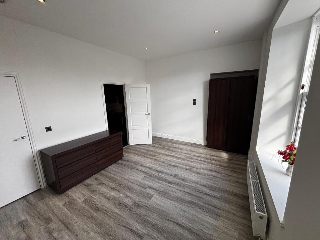 Additional image 2 of Union Street, Aberdeen, Aberdeenshire, AB10