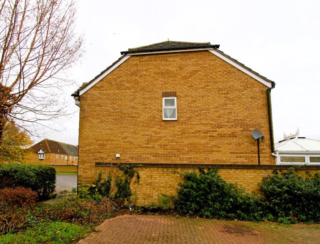 House in Peterborough - View 2