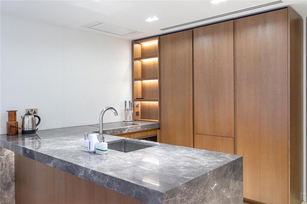 Apartment in London - View 4