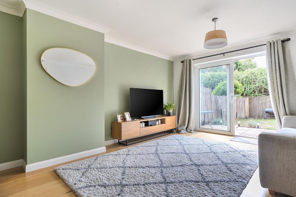 House in Guildford - View 5