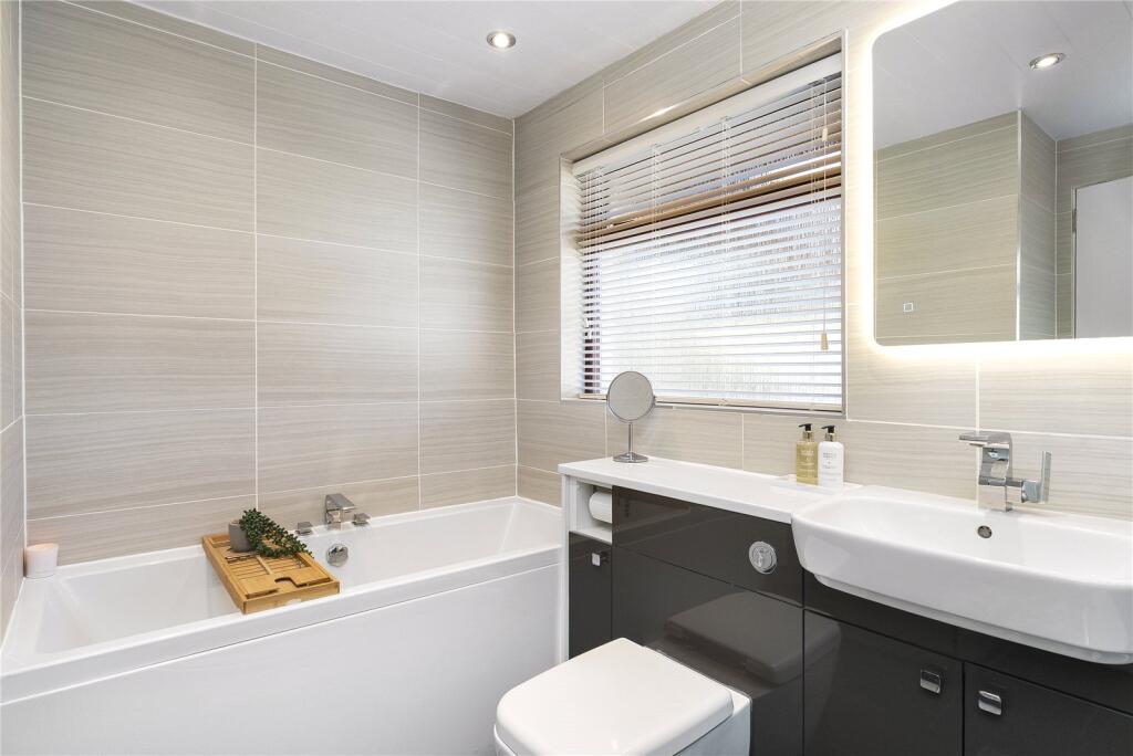 Additional image 28 of 37 Lochside Drive, Bridge of Don, Aberdeen, AB23 8EH