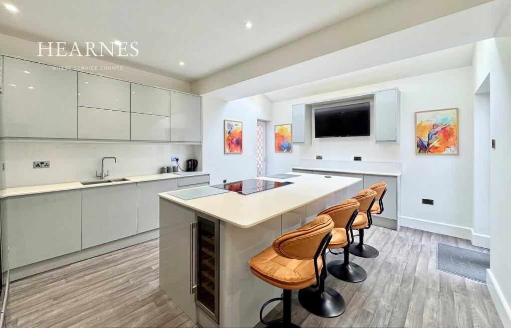 Main image of property: Gervis Road, Dorset, East Cliff, Bournemouth, BH1