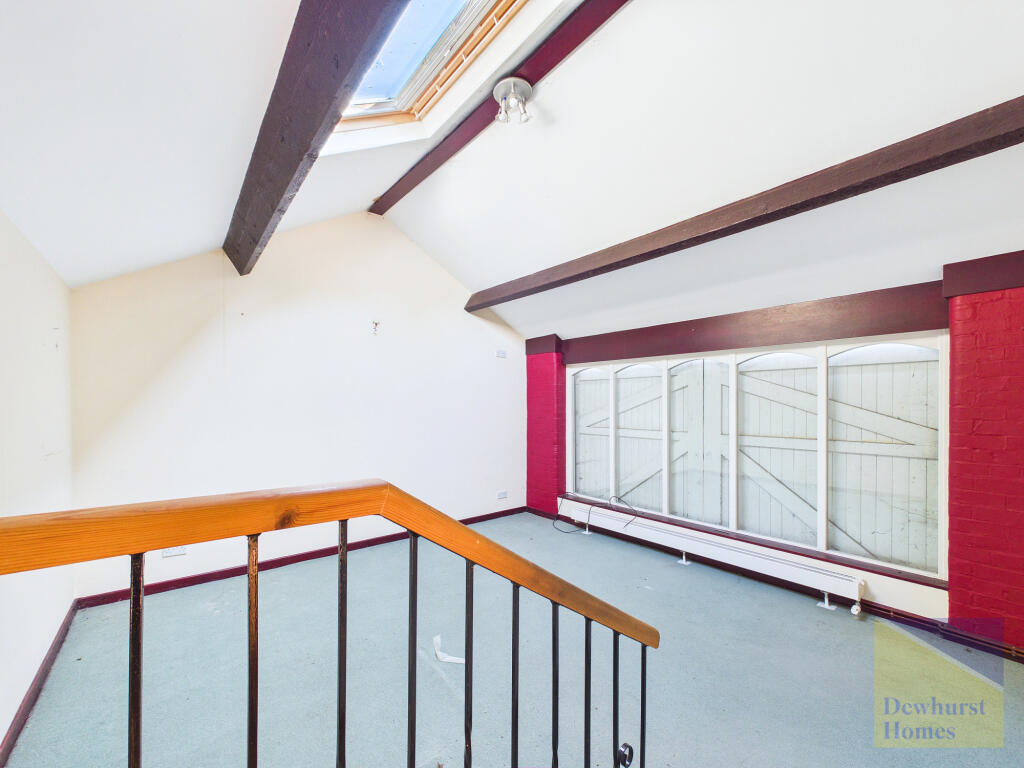 House in Preston, Nog Tow, Woodplumpton - More