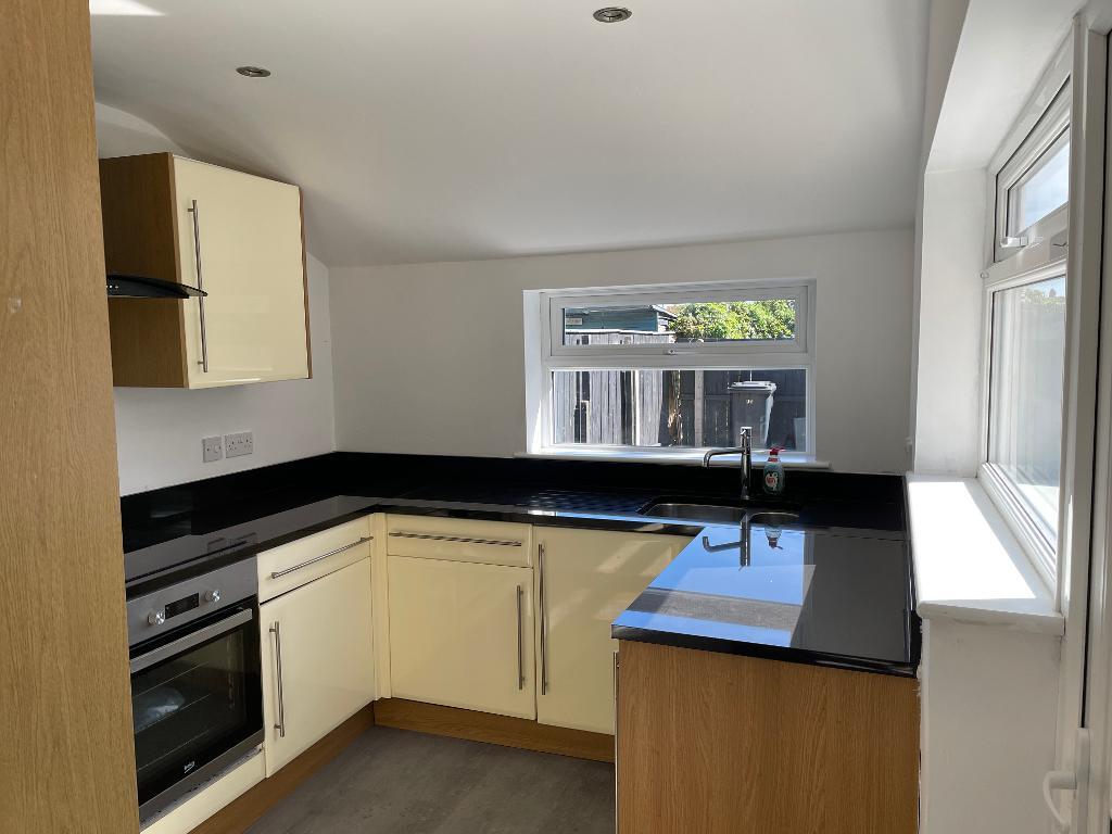 House in Hull, Kingston upon Hull - View 3