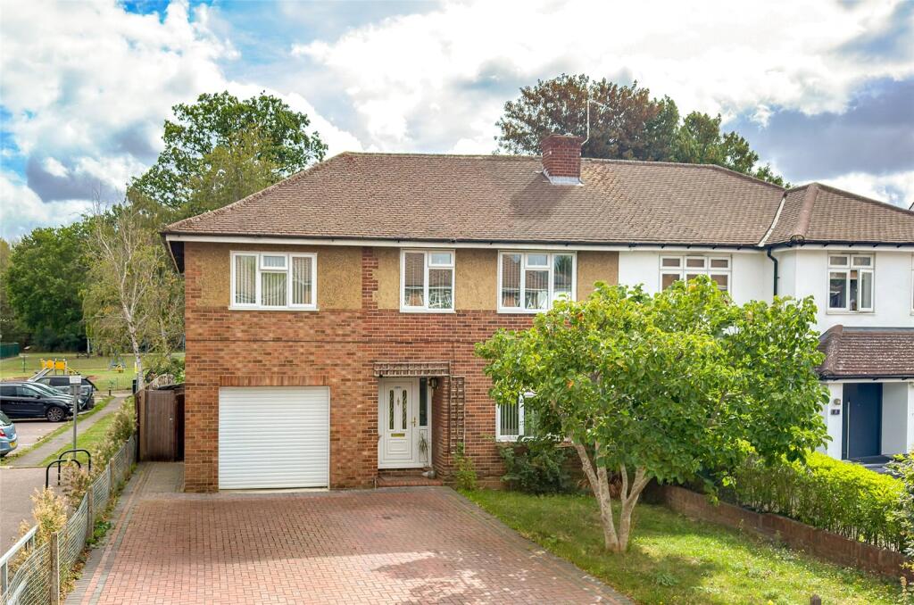 Main image of property: Sherwood Avenue, St. Albans, Hertfordshire, AL4