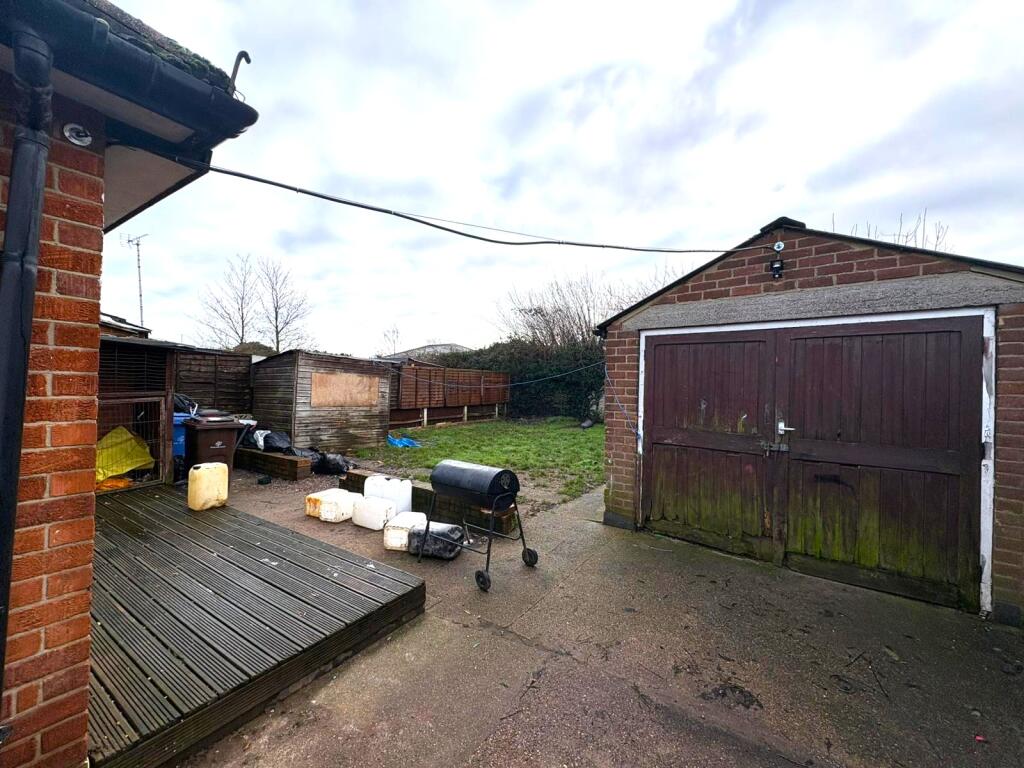7 Lilac Close, Alvaston, Derby DE24 0HA photo 3