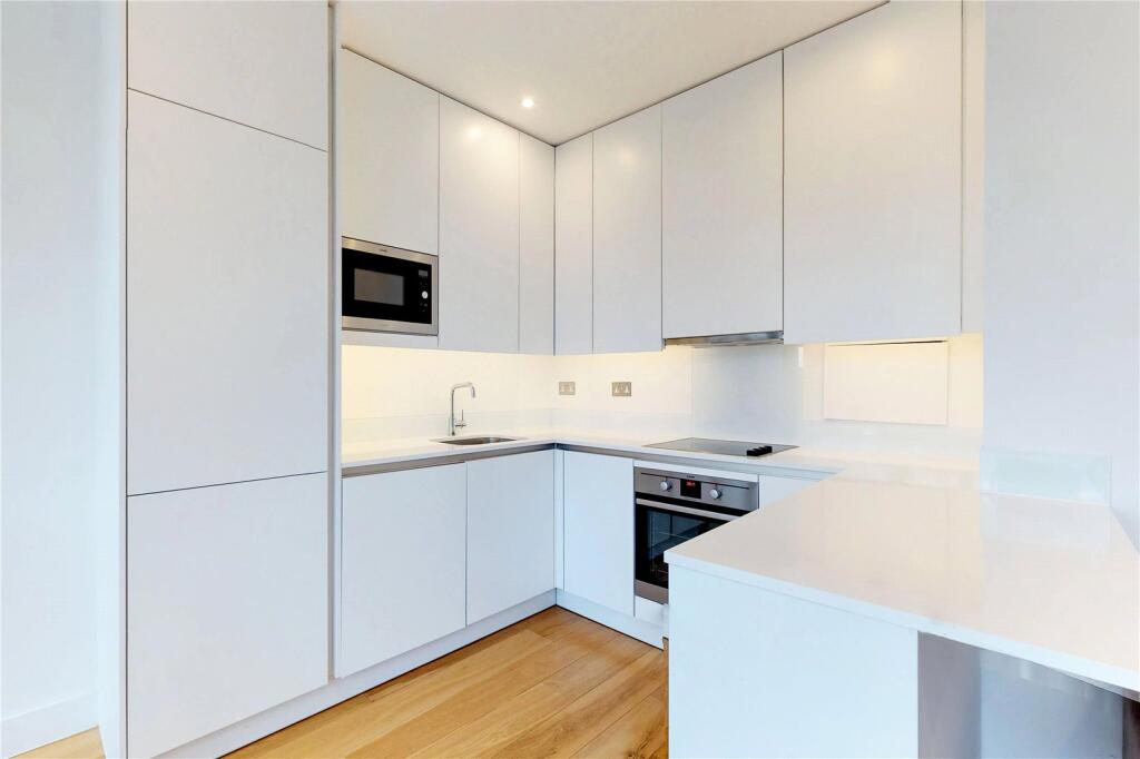 Apartment in London - View 3