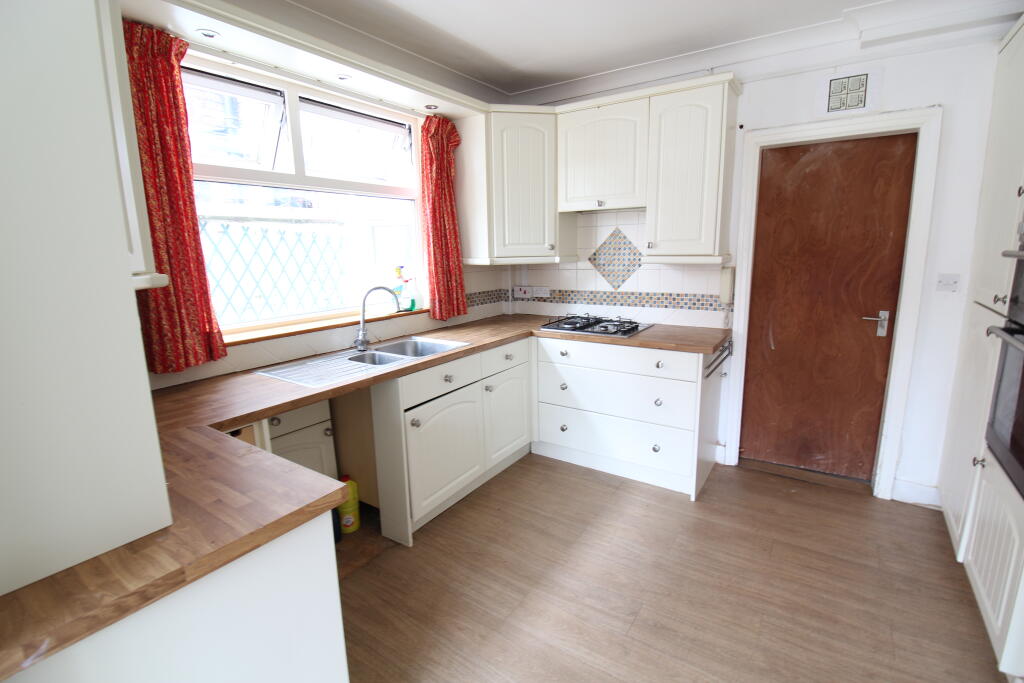 House in Preston - View 5