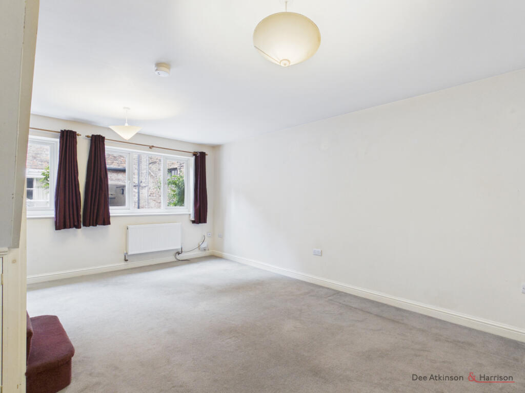 House in Beverley, East Riding of Yorkshire - View 4
