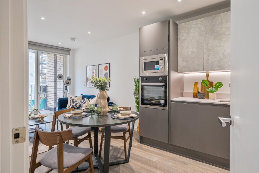 Apartment in London - View 4