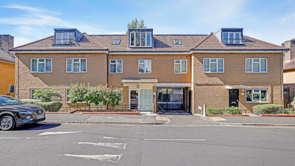 Main image of property: Ernest Court, 122 Bowen Drive, Dulwich, London, SE21 8PL