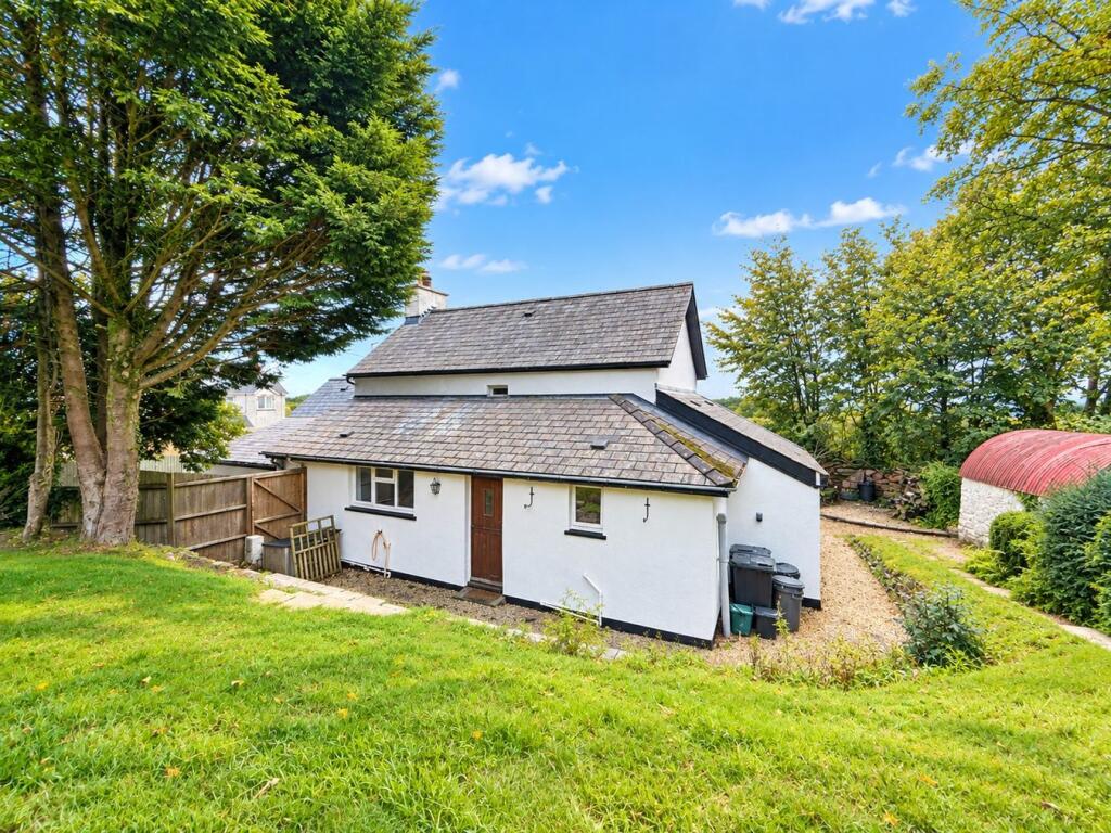 House in Croeslan, Croes-lan, Troedyraur - View 4