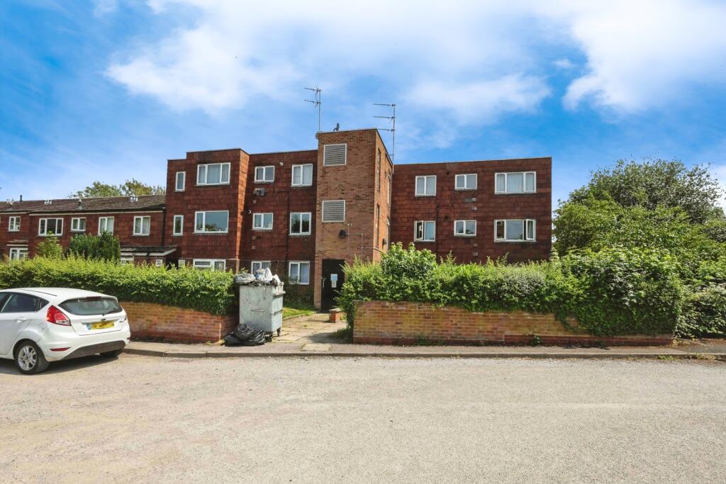 Main image of property: Gravelly Lane, Birmingham, West Midlands, B23