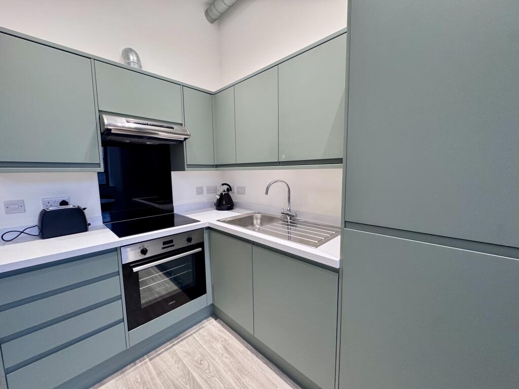 Apartment in Nottingham - View 4