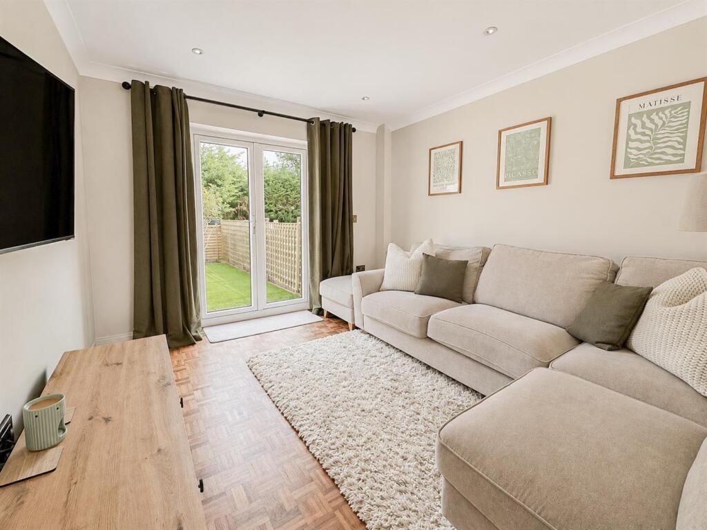House in Bexhill-on-Sea, Little Common - View 3