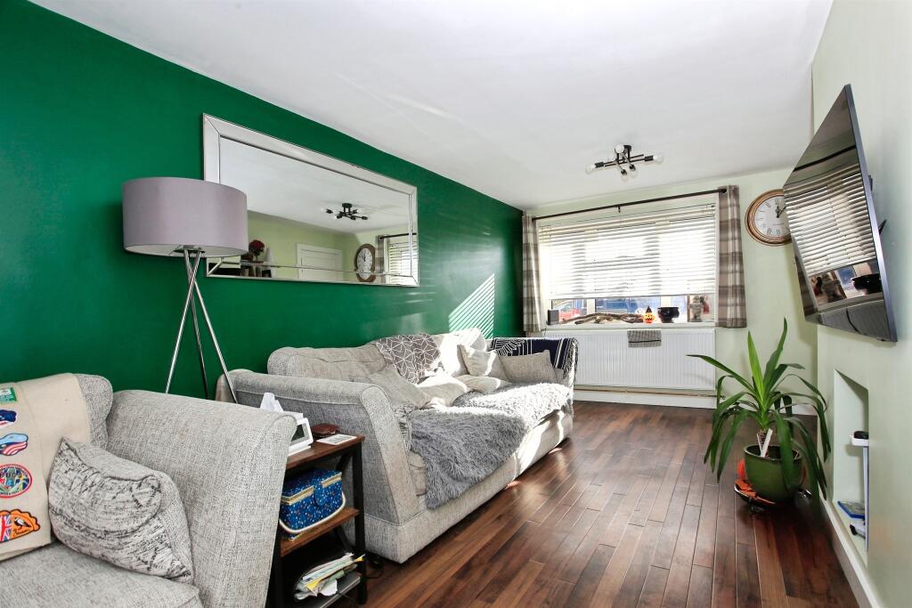 20, Conway Avenue photo 3
