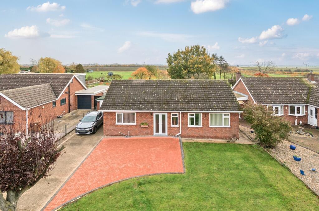 3-bed detached on West End, Walcott, Lincoln, Lincolnshire, LN4, £295,000