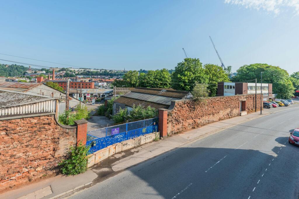 Paynes Shipyard & Vauxhall House, Coronation Rd, Bristol-40.jpg