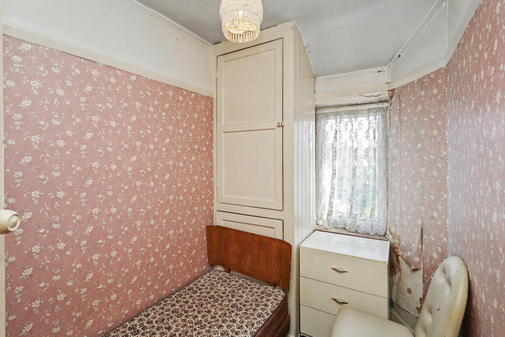 House in Epping Forest, Loughton - View 5