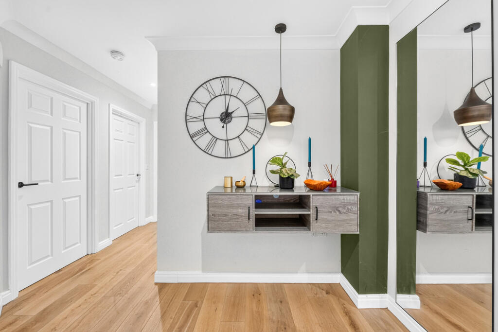 Apartment in London, West Finchley - More