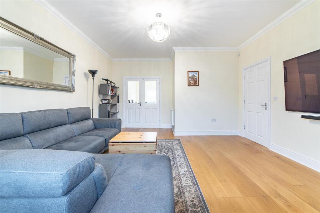 Featherstone Grove, Newcastle Upon Tyne, NE3 photo 4