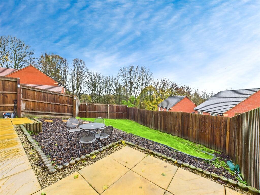 Hallam Grove, Langley Mill, Nottingham, Derbyshire, NG16 photo 3