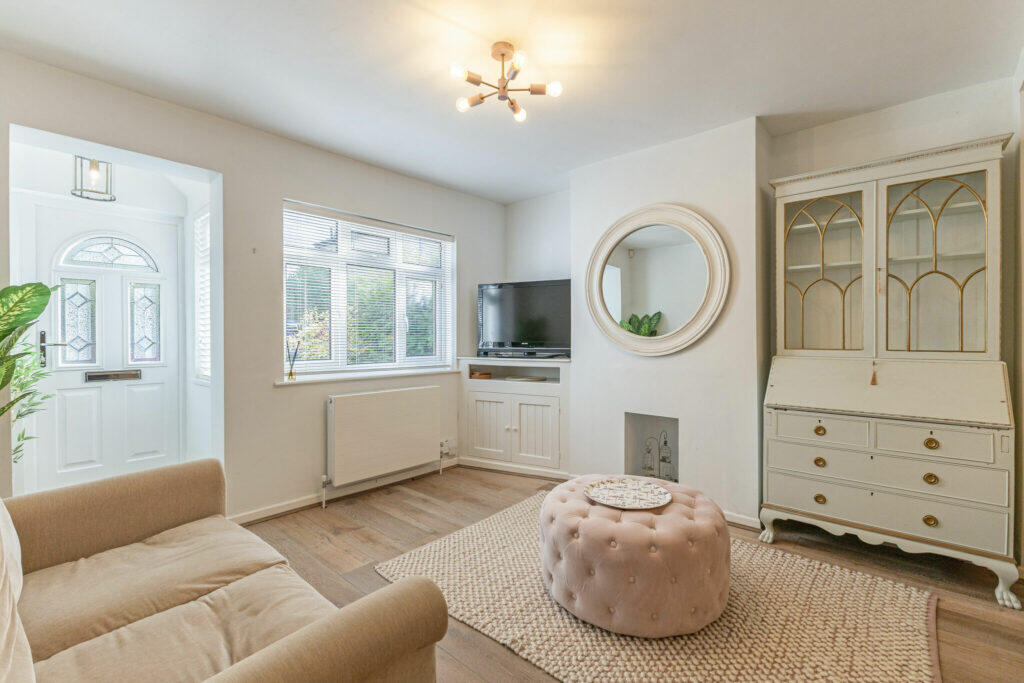 House in Bishop's Stortford, Havers - View 3