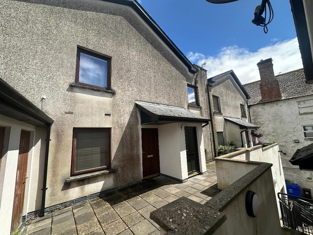 Main image of property: Apartment 4 Kickham Court, Davis Street