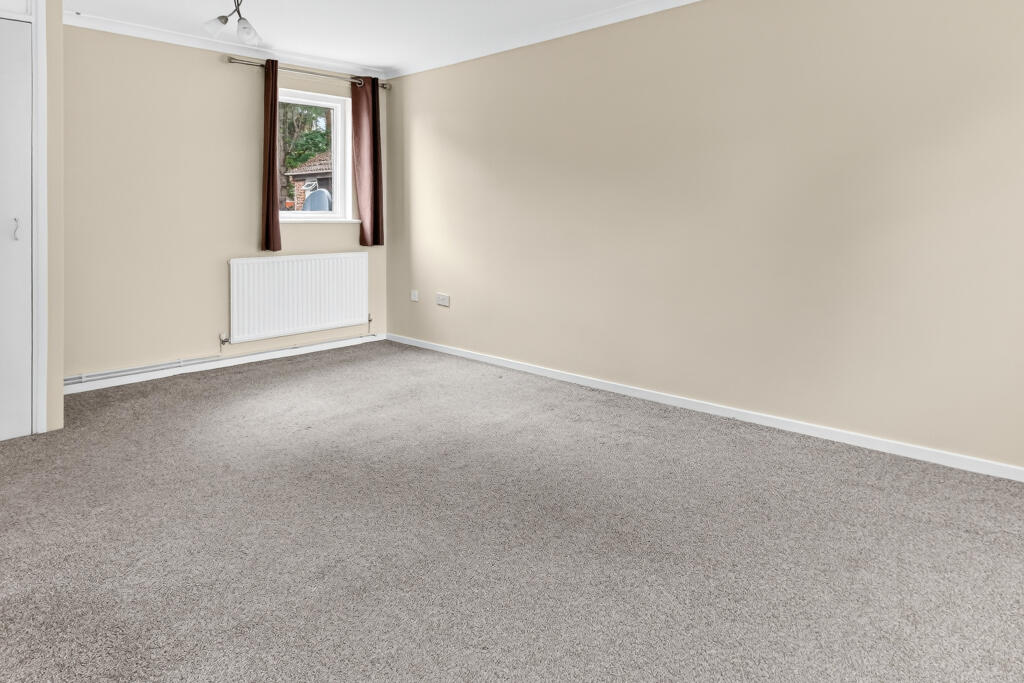 Apartment in Bracknell, Crown Wood, Birch Hill - More